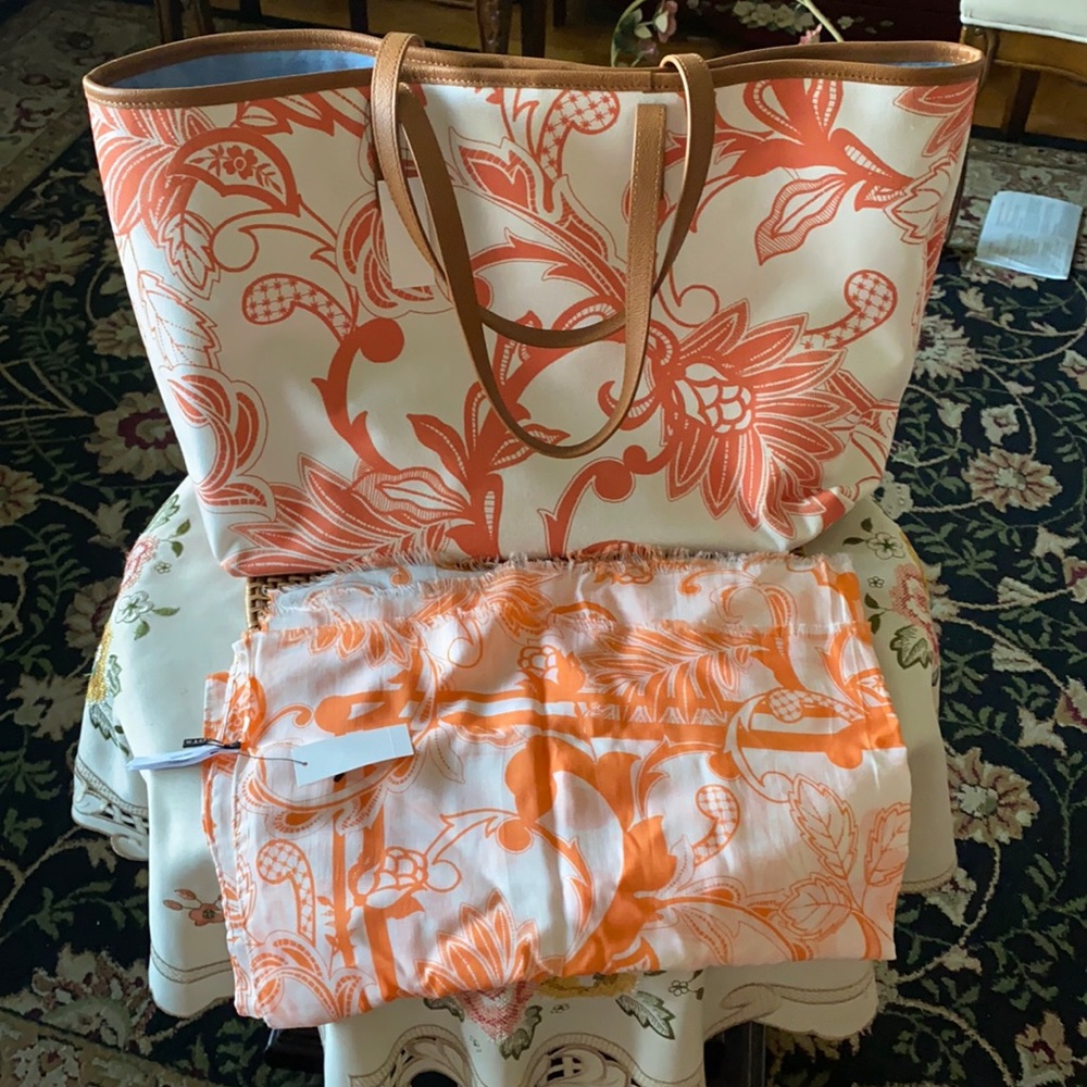 🌻SALE🌻Authentic Matching Scarf & NOVELTY CANVAS Tote
